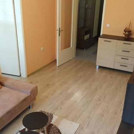 Apartment Levski Apart Burgas Stad Buitenkant foto