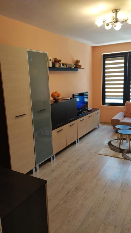 Apartment Levski Apart Burgas Stad Buitenkant foto