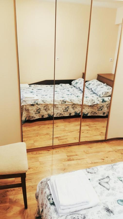 Apartment Levski Apart Burgas Stad Buitenkant foto